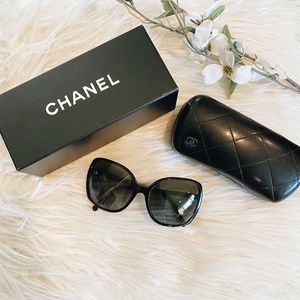 Chanel Sunglasses (Black)